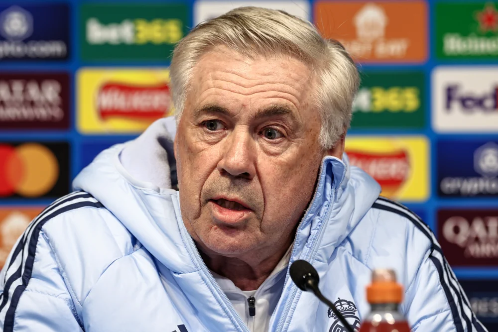 Carlo Ancelotti - här på en presskonferens