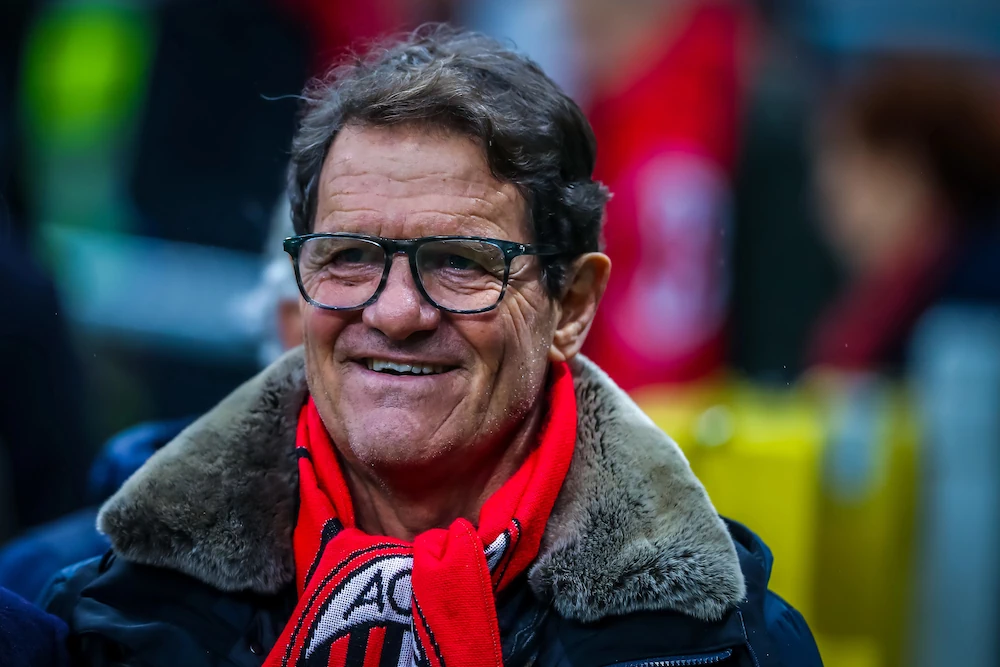 Fabio Capello med in Milan-halsduk
