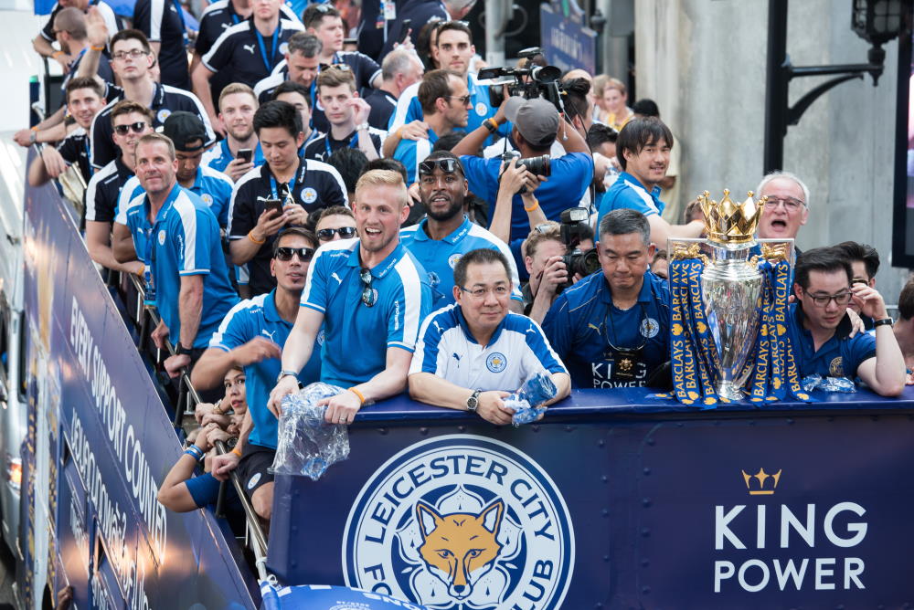 Leicester  firar med Vichai Srivaddhanaprabha