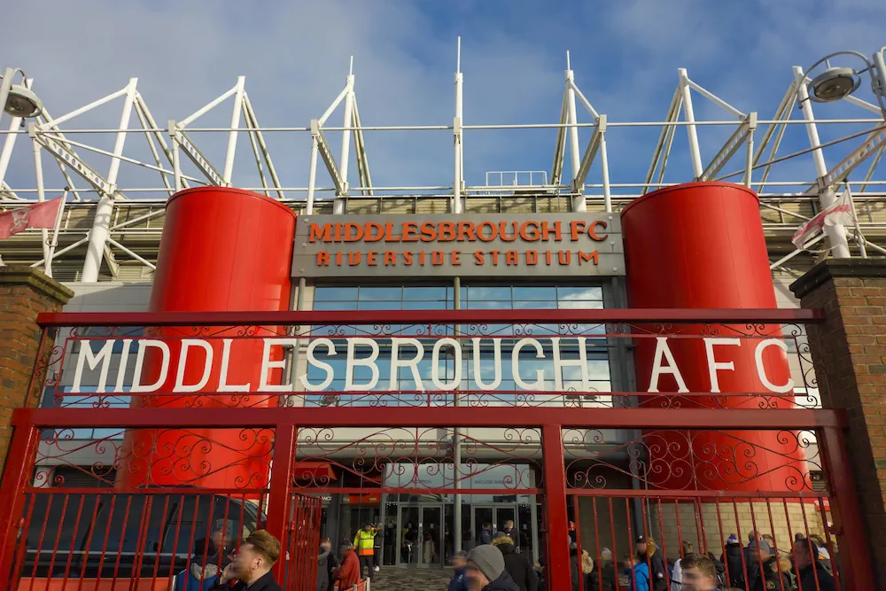 Utanför Middlesbroughs Riverside Stadium