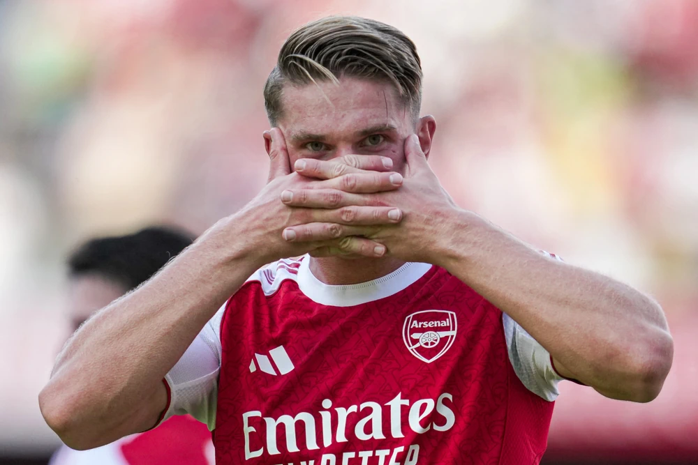 Viktor Gyökeres med sin patenterade målgest