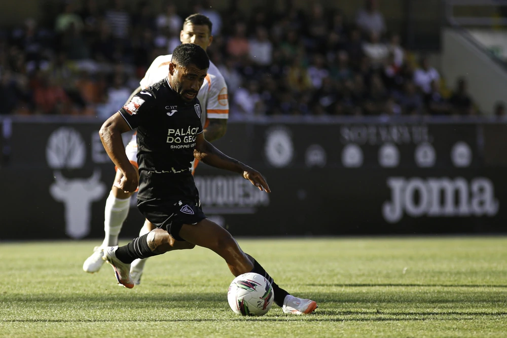 Fotbollsspelare under en pågående match