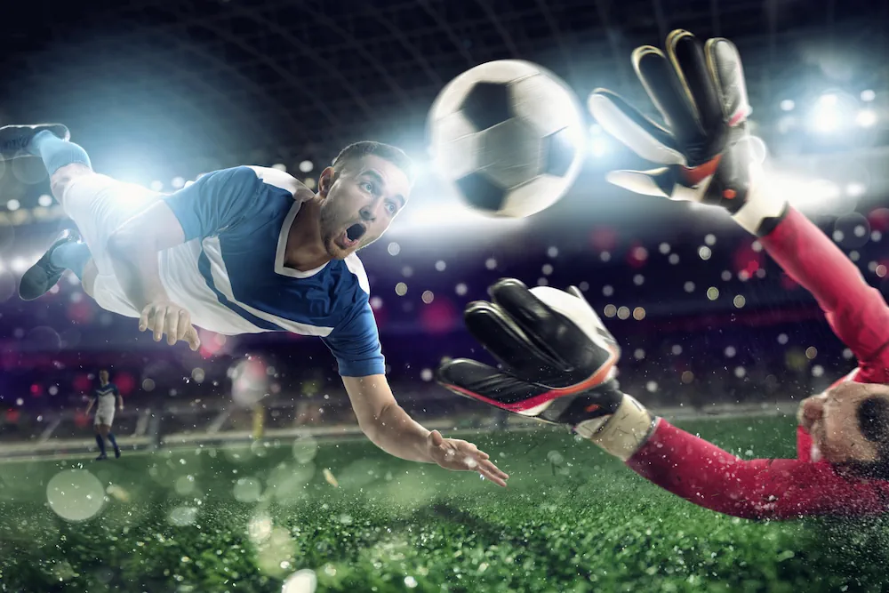 Spelare nickar in ett mål